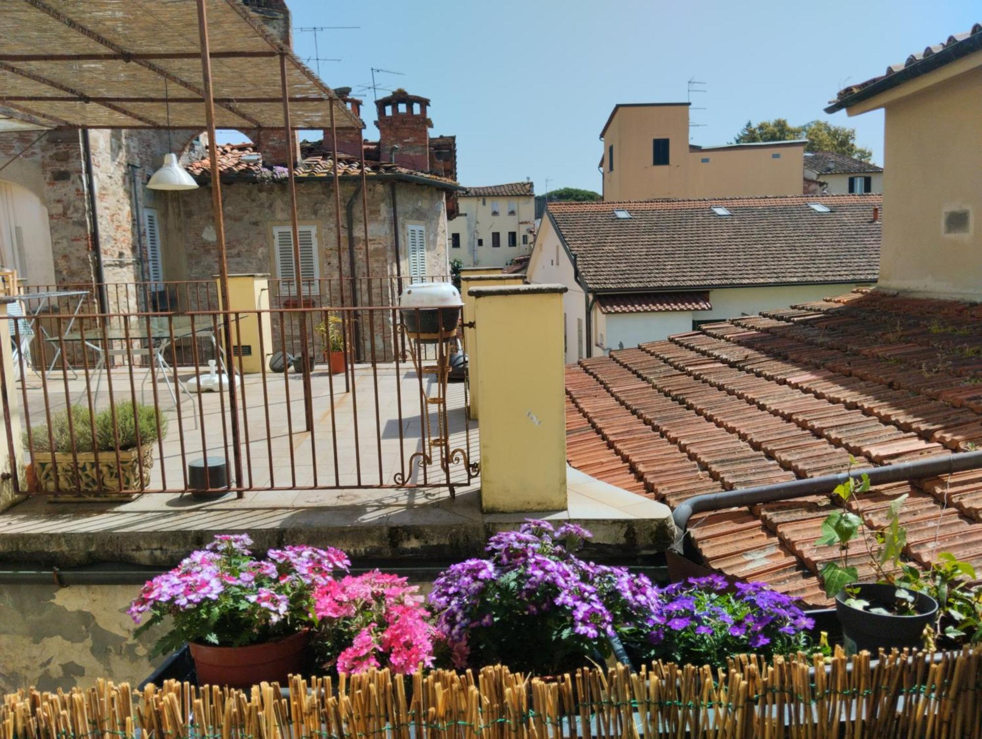 Appartamento Lilia Lucca Exterior foto